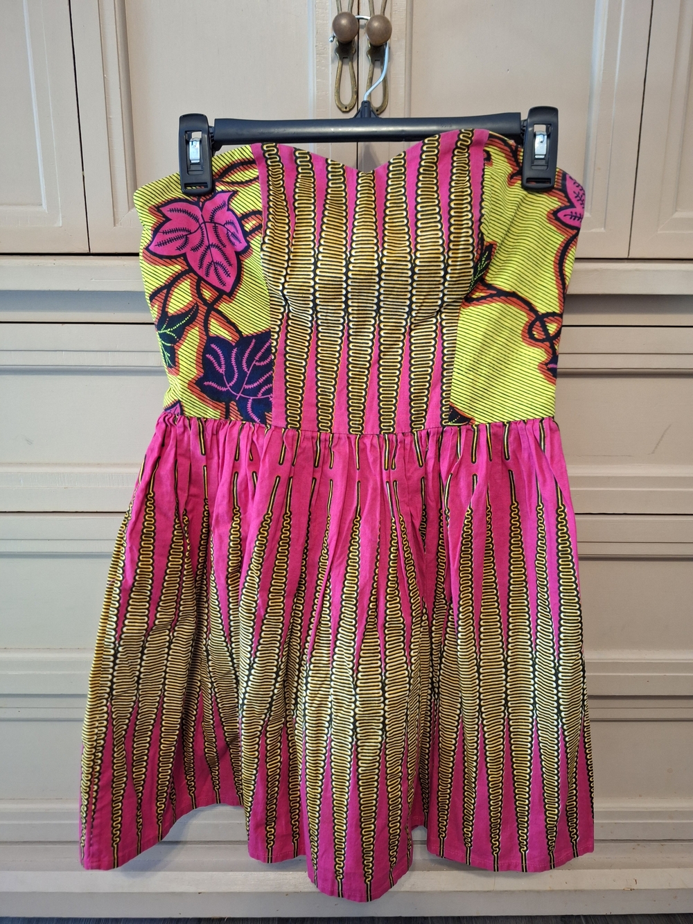 Boxing Kitten Urban Outfitters Bright Strapless Print Dress Size 2